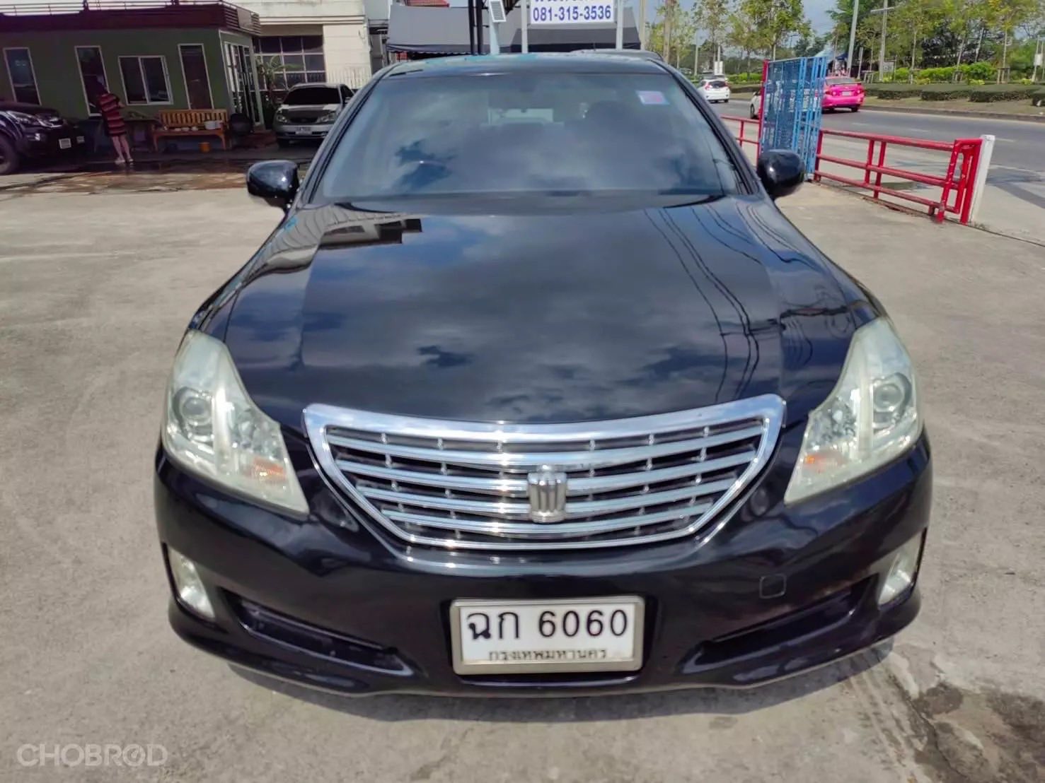 Toyota Crown 2.5 Royal Saloon