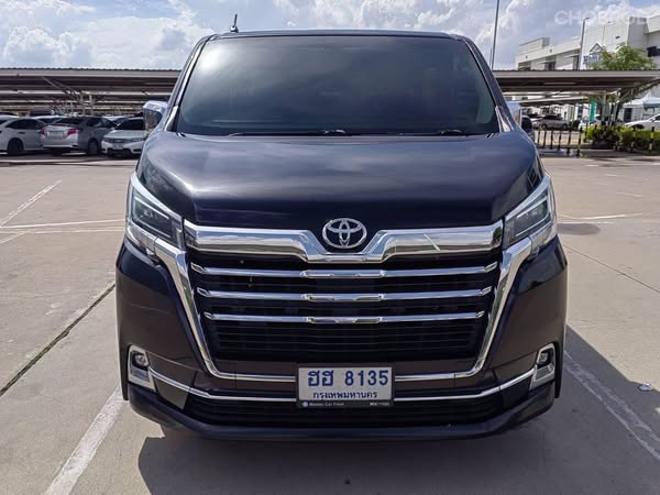 Toyota Majesty 2.8 Standard