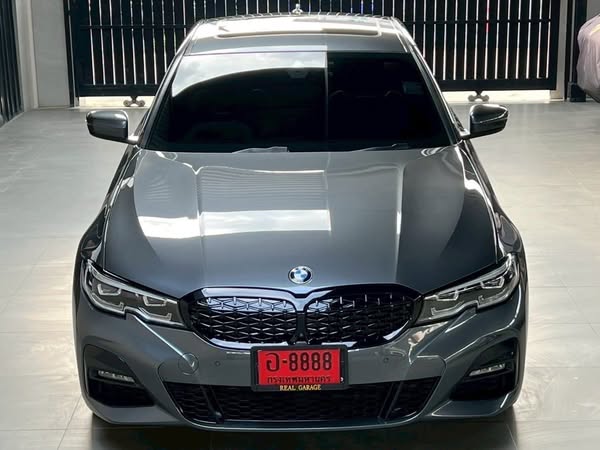 BMW 330e M SPORT